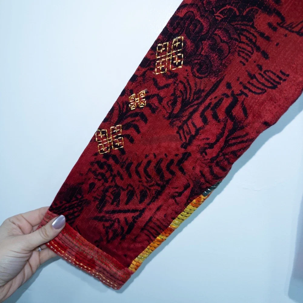 Chico's Red Indian‎ Kantha Quilt Embroidered Jacket Size 3 / XL